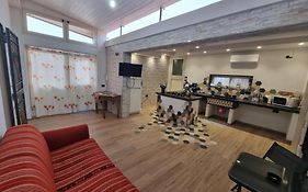Openspace In Villa Serroni Mazara